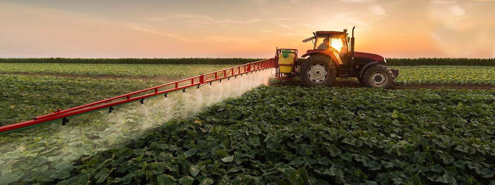 El alquiler de maquinaria agrícola está revolucionando la industria agropecuaria, ofreciendo soluciones eficientes y económicas para enfrentar desafíos financieros y tecnológicos